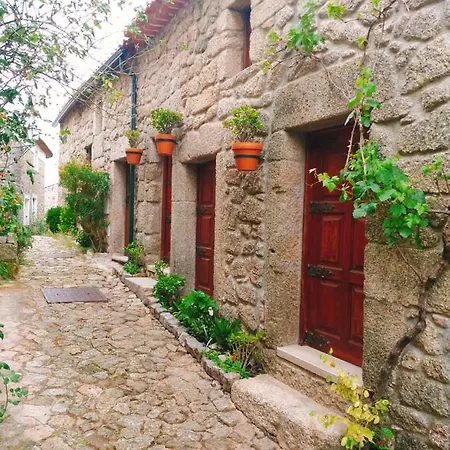 Casa Dos Sequeiras *